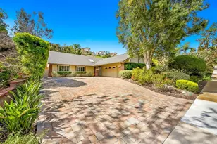 2849 Cacatua St, Carlsbad, CA 92009 - Photo 2