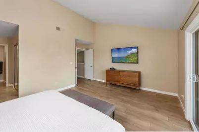 6547 Caminito Catalan, La Jolla, CA 92037 - Photo 18