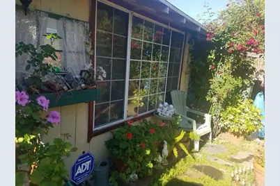 22101 Dumetz Rd., Woodland Hills, CA 91364 - Photo 14