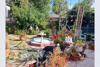 22101 Dumetz Rd., Woodland Hills, CA 91364 - Photo 20