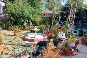 22101 Dumetz Rd, Woodland Hills, CA 91364 - Photo 20