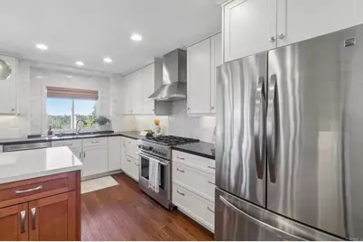 4363 Tuolumne Pl, Carlsbad, CA 92010 - Photo 16