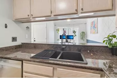 669 Diamond Way #235, Vista, CA 92083 - Photo 10