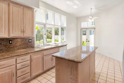 9618 Claiborne Square, La Jolla, CA 92037 - Photo 14