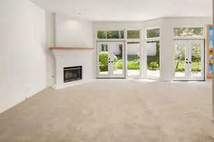 9618 Claiborne Square, La Jolla, CA 92037 - Photo 8