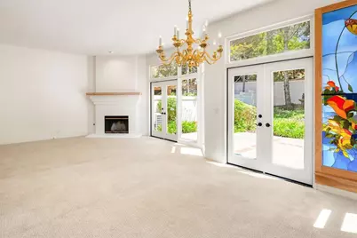 9618 Claiborne Square, La Jolla, CA 92037 - Photo 12