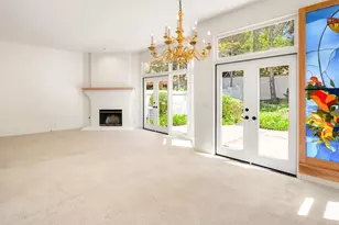 9618 Claiborne Square, La Jolla, CA 92037 - Photo 12