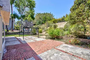 1140 Countrywood Ln, Vista, CA 92081 - Photo 36