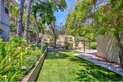 1140 Countrywood Lane, Vista, CA 92081 - Photo 32