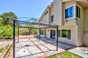1140 Countrywood Ln, Vista, CA 92081 - Photo 38