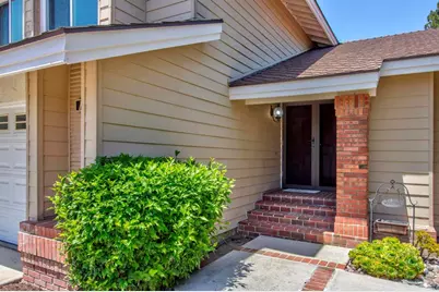 1140 Countrywood Lane, Vista, CA 92081 - Photo 2