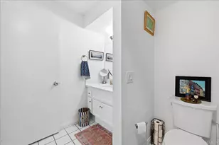 1010 E Washington Ave, Escondido, CA 92025 - Photo 12