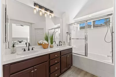 11395 Legacy Canyon Pl, San Diego, CA 92131 - Photo 18