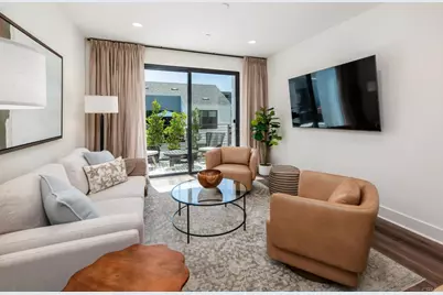 1105 Catania Court #203, Encinitas, CA 92024 - Photo 2
