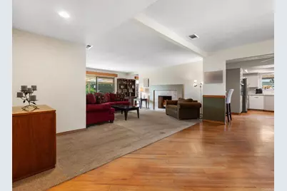 2646 Larchmont Avenue, Santa Ana, CA 92705 - Photo 6