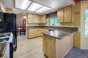 24673 Leafwood Dr, Murrieta, CA 92562 - Photo 18
