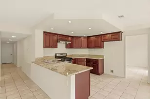 12930 Salmon River Rd, San Diego, CA 92129 - Photo 10