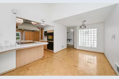 5874 Lamas Street, San Diego, CA 92122 - Photo 14