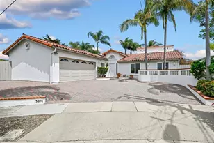 5874 Lamas St, San Diego, CA 92122 - Photo 1