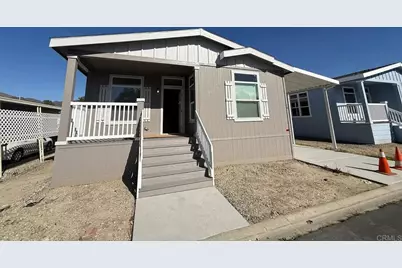 1499 Old Mountain Avenue #16, San Jacinto, CA 92583 - Photo 2