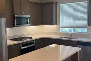 2327 Verano Wy., Vista, CA 92081 - Photo 10