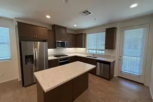 2327 Verano Wy., Vista, CA 92081 - Photo 4