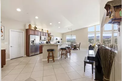 15615 Vista Vicente Drive #17, Ramona, CA 92065 - Photo 2