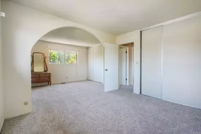 2302 Greenbrier Drive, Oceanside, CA 92054 - Photo 18