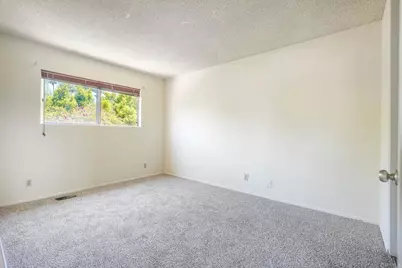 2302 Greenbrier Drive, Oceanside, CA 92054 - Photo 20