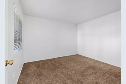 740 Breeze Hill Road #223, Vista, CA 92081 - Photo 24