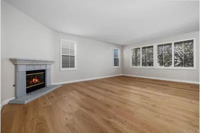 6085 Hillpointe Row, La Jolla, CA 92037 - Photo 14