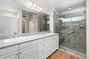 6085 Hillpointe Row, La Jolla, CA 92037 - Photo 20