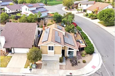 610 Flintridge Place, Escondido, CA 92026 - Photo 2