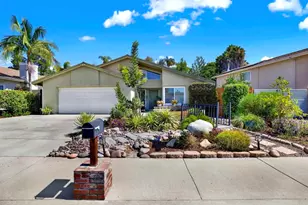 1649 Boulder Creek Rd, Oceanside, CA 92056 - Photo 2