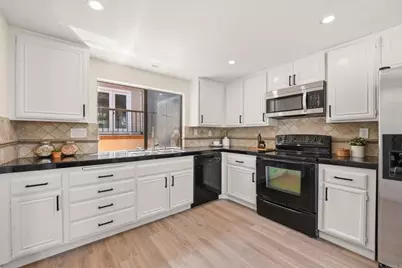 2090 Avenida De Aquacate, Escondido, CA 92029 - Photo 14