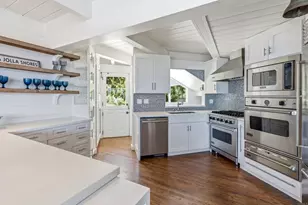 1641 Crespo Dr, La Jolla, CA 92037 - Photo 20