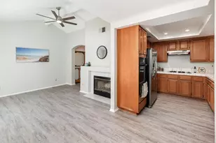 740 Breeze Hill Dr, Vista, CA 92081 - Photo 2