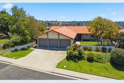 418 Santa Dominga, Solana Beach, CA 92075 - Photo 2