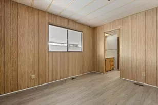 1010 E Bobier Dr, Vista, CA 92084 - Photo 22
