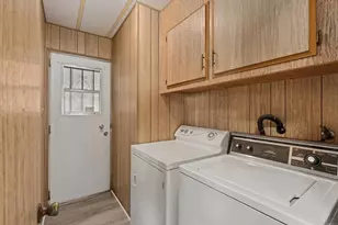 1010 E Bobier Dr, Vista, CA 92084 - Photo 26