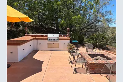 1825 Kent Place, Vista, CA 92084 - Photo 16