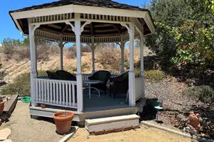 1825 Kent Pl, Vista, CA 92084 - Photo 10