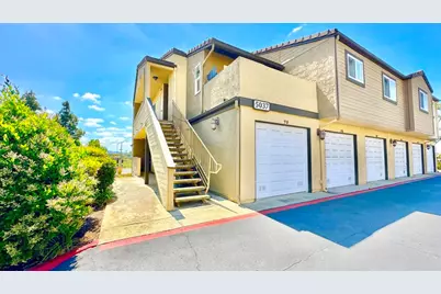 5037 Los Morros Way #70, Oceanside, CA 92057 - Photo 2