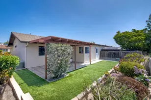 4545 Golden Ridge Dr, Oceanside, CA 92056 - Photo 2