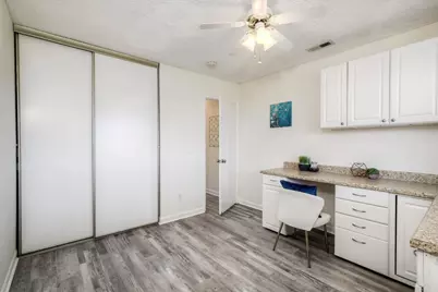 4545 Golden Ridge Dr, Oceanside, CA 92056 - Photo 16