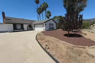 23601 Barrego Way, Ramona, CA 92065 - Photo 2
