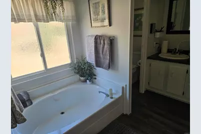 8975 Lawrence Welk Drive #366, Escondido, CA 92026 - Photo 18