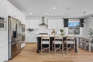 8471 Mathis Pl, San Diego, CA 92127 - Photo 16