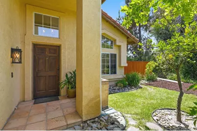 5217 Alamosa Park Drive, Oceanside, CA 92057 - Photo 4
