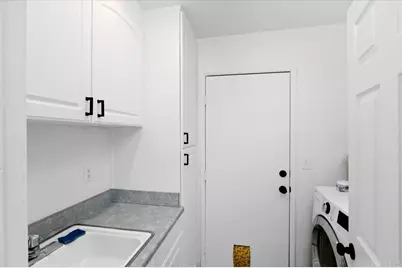878 Rivertree Drive, Oceanside, CA 92058 - Photo 12